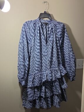 Banana Republic Navy and Light Blue Patterned Blouse Facctory Mini